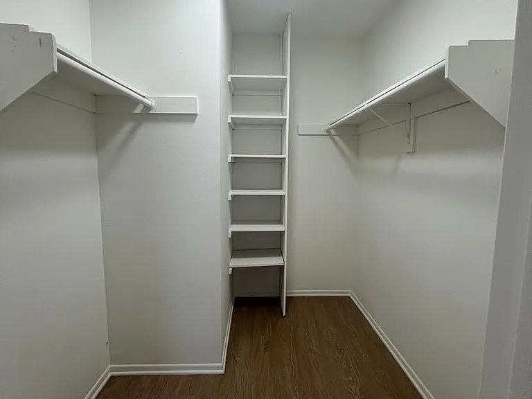 6310 Sylmar Ave — Photo 14