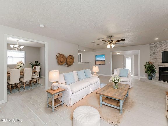 4th image of 344 JANELL Drive