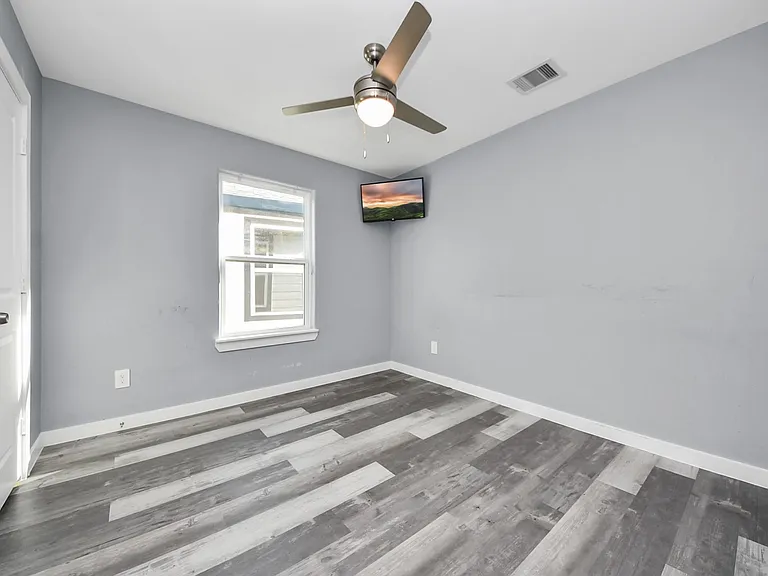 618 Maple Way #B — Photo 18