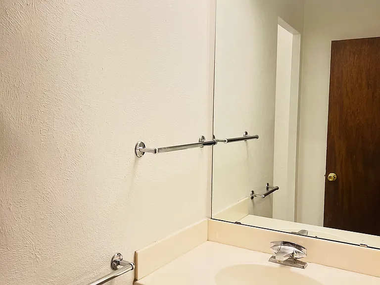 2205 S High St #2205 — Photo 9