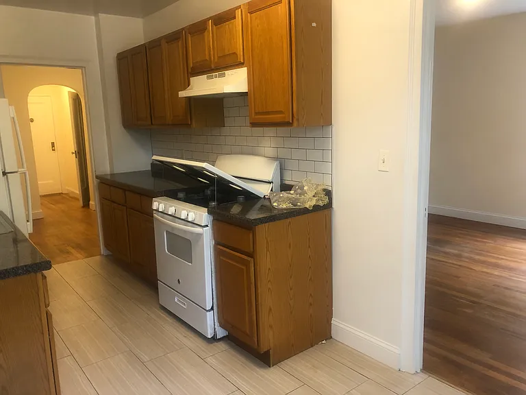 226 Brookside Ave #4 — Photo 4