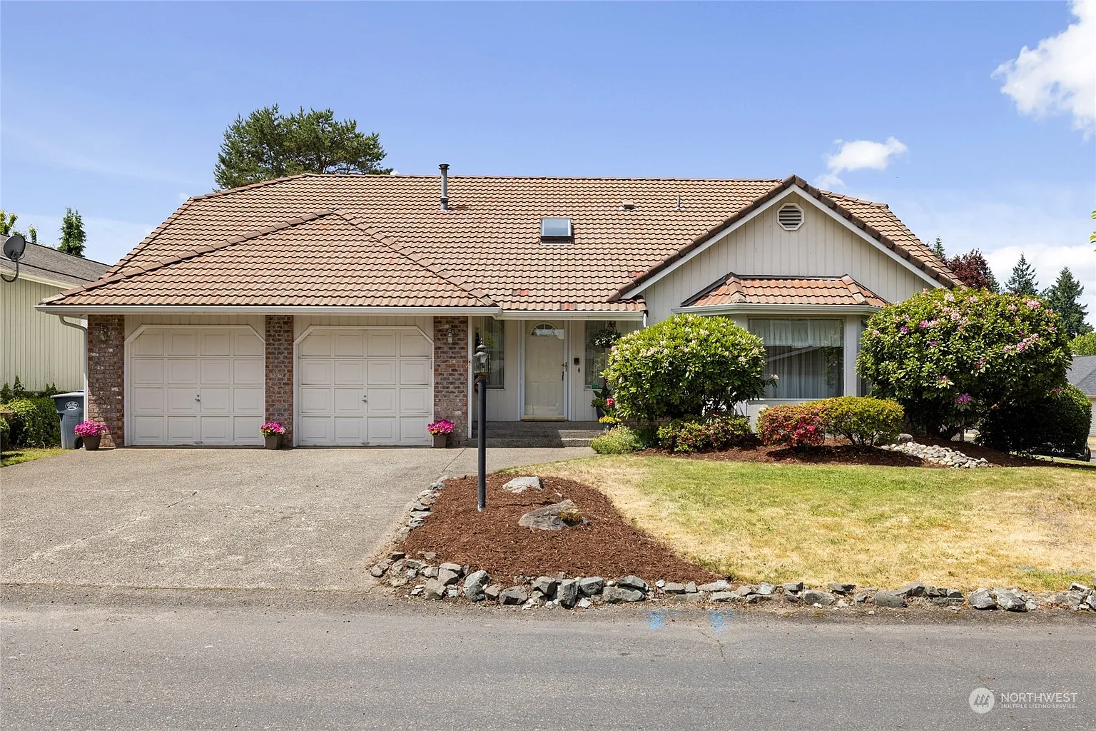 7606 92nd Avenue SW photo 1