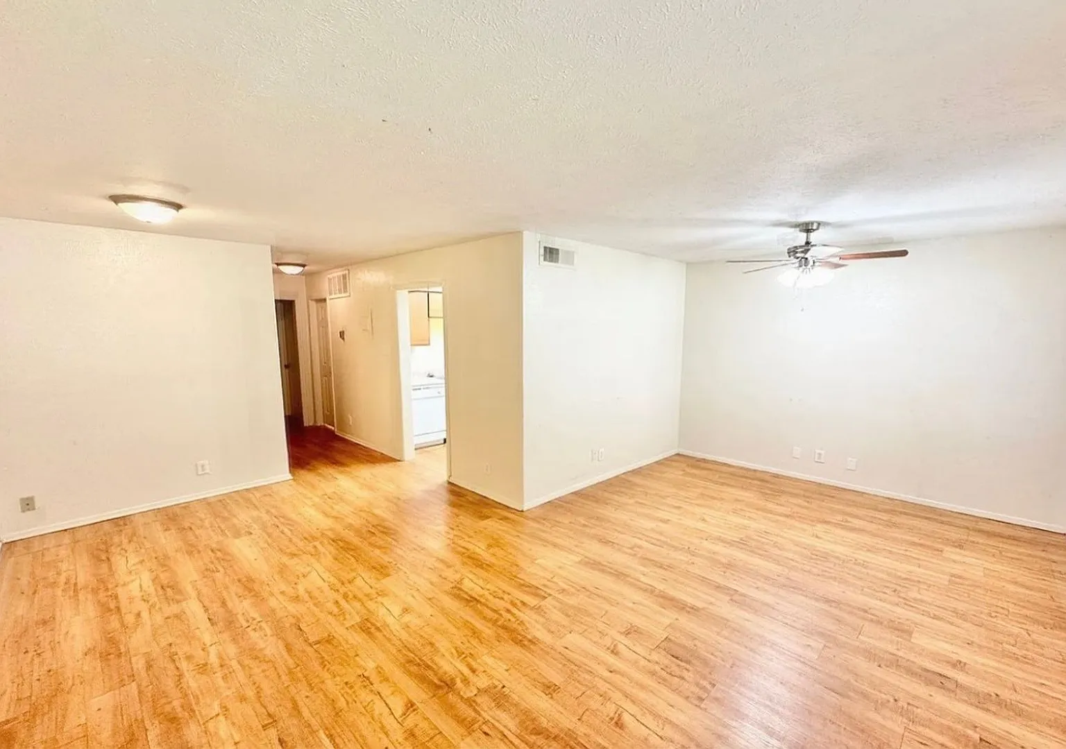 Austin Villas Apartments — Photo 2