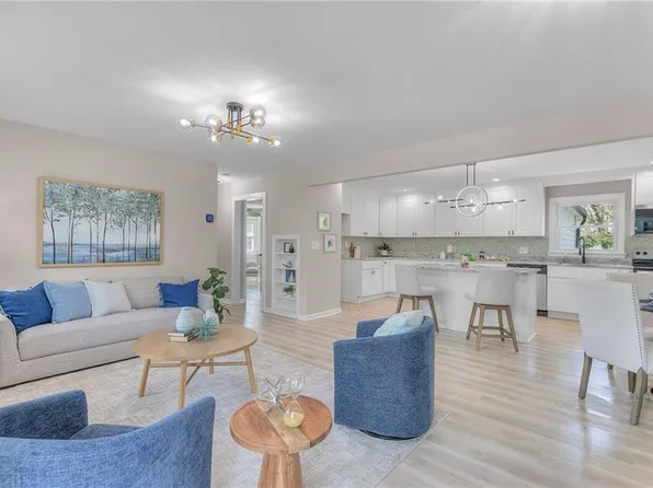 1207 73rd St, Newport News, VA 23605