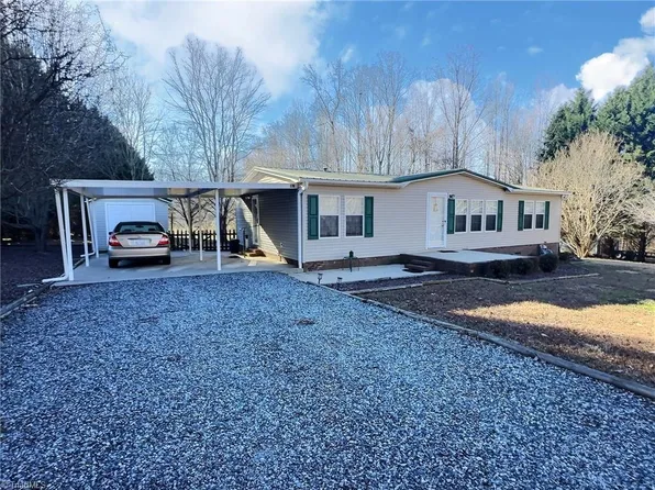 157 Carolyn Ln, Linwood, NC 27299