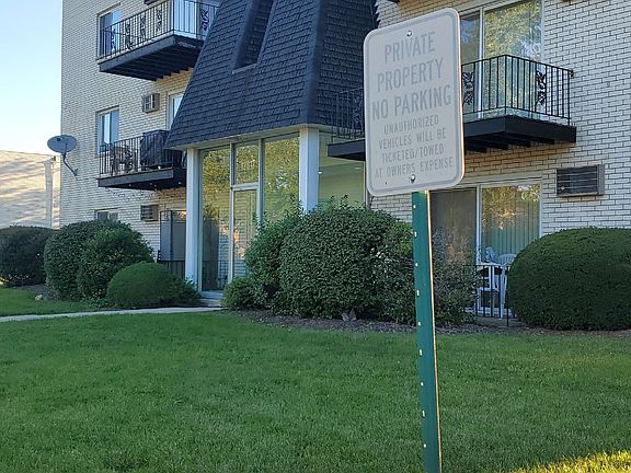 4th image of 12817 Carriage Ln APT 7