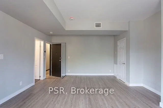 Studio, $1,600 — Photo 2
