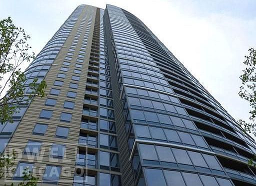 1st image of 520 N Kingsbury St Unit 4103