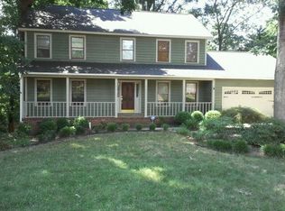 215 Foxhound Rd, Simpsonville, SC 29680