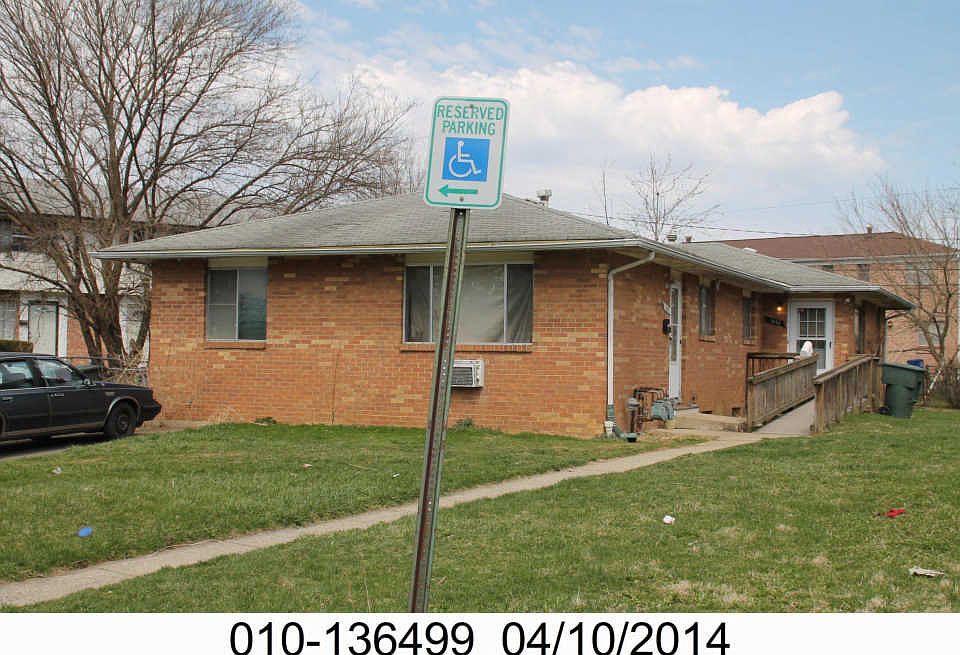 2nd image of 1631 Carstare Dr