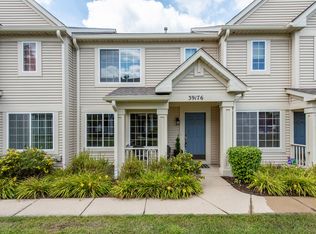 39176 Welsh Ln, Beach Park, IL 60083