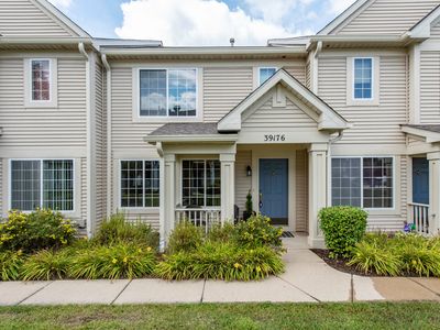 39176 Welsh Ln, Beach Park, IL, 60083