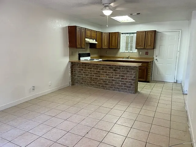 210 Archibald St #2 — Photo 8
