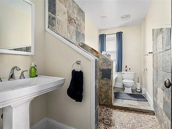 21 Kenyon St #1 — Photo 10