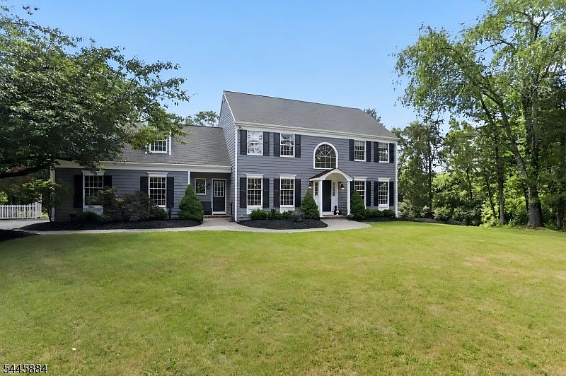 1st image of 155 Seabrook Rd