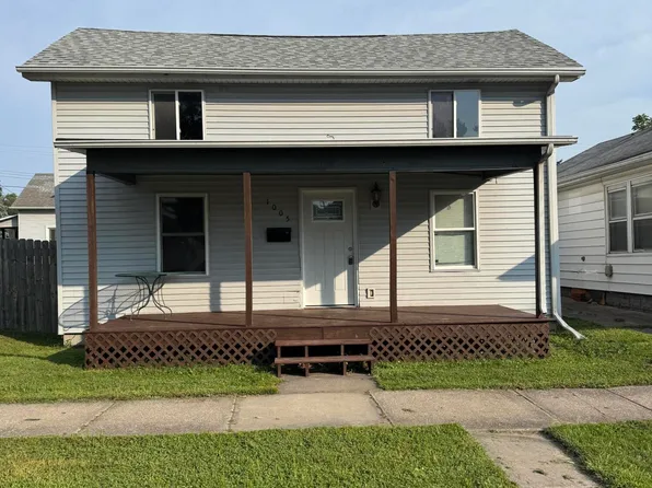 1005 E 8th St, Muscatine, IA 52761