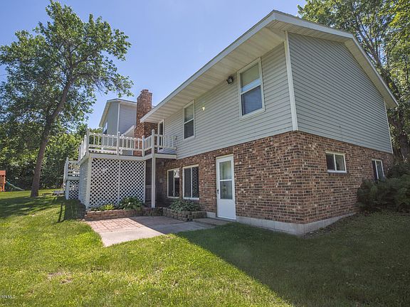 5th image of 23974 Canterbury Ln