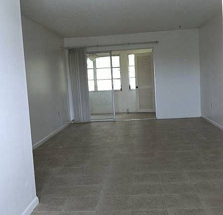 New Porcelain Tile in Kitch, L