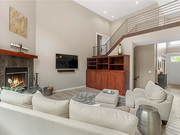 5th image of 7213 Eagle Crest Dr