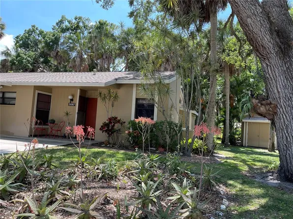 5067 Village Gardens Dr #7, Sarasota, FL 34234