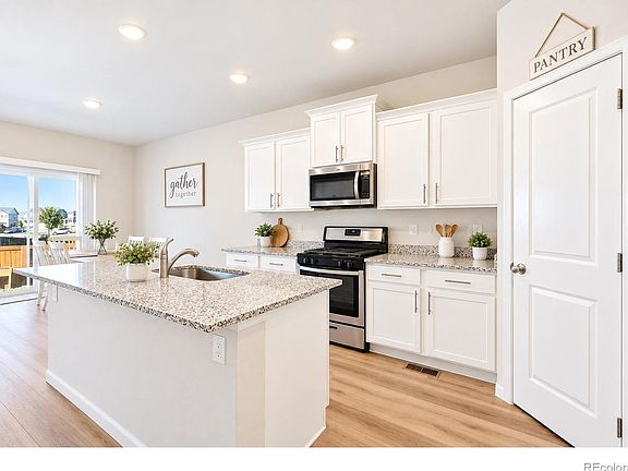 4th image of 1051 Long Meadows Street