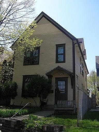 1st image of 637 Ontario St SE