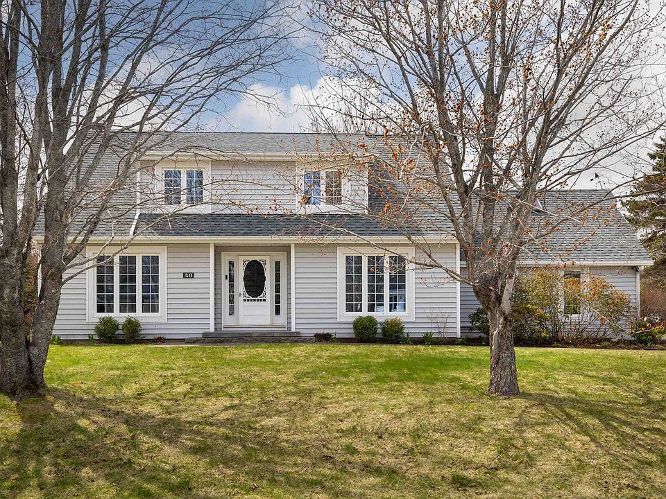 1st image of 40 Bardin Cres