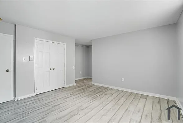1806 W Champlost St #304 — Photo 23