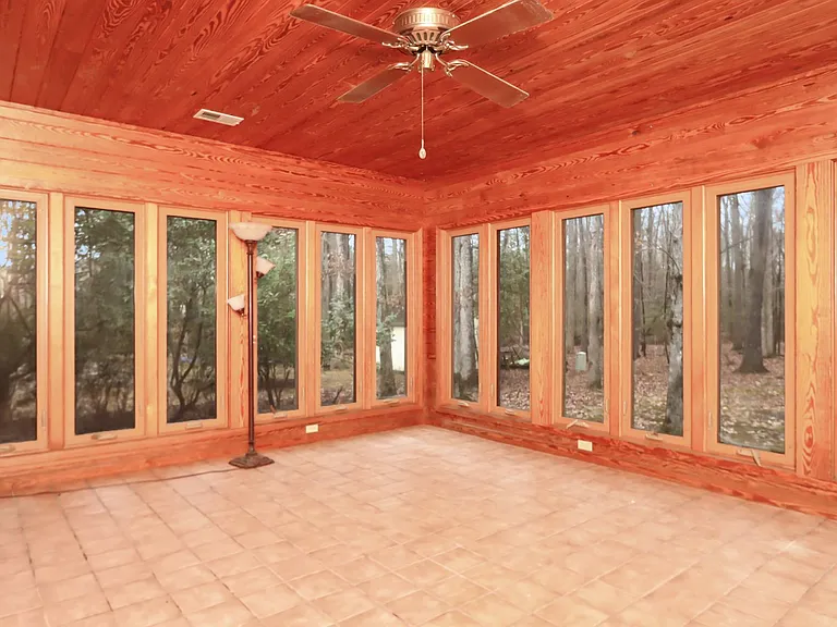 227 Aspen Blvd — Photo 15