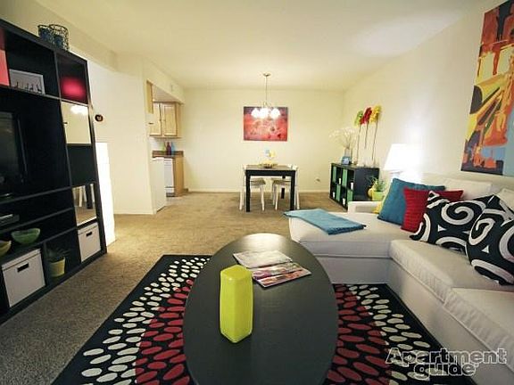 5th image of 6654 Lakeside Dr APT 318F