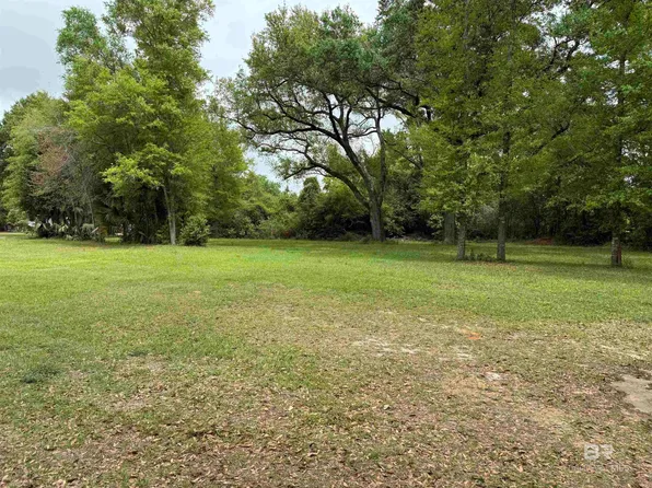 Pinehill Rd #181, Daphne, AL 36526