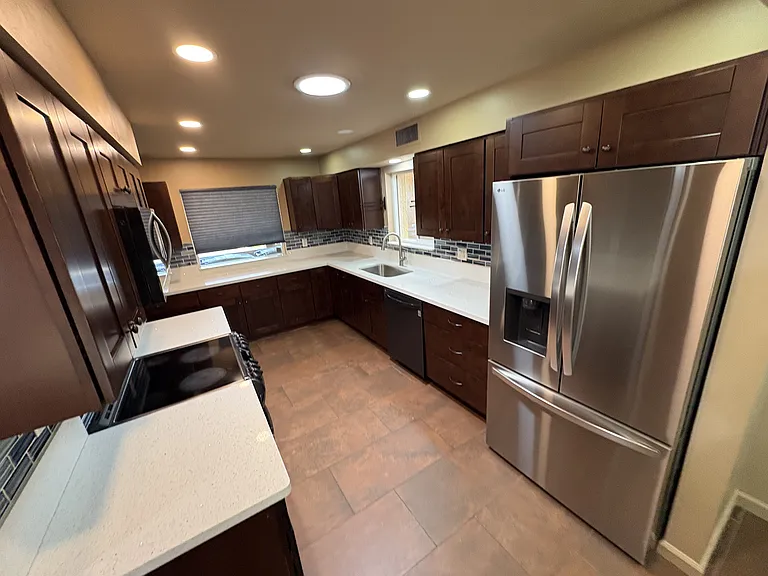 2532 N Camino Valle Verde — Photo 17