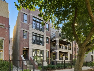 2773 N Kenmore Ave APT 1, Chicago, IL, 60614