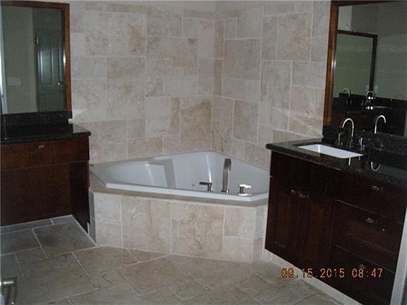 4th image of 4619 Poinciana St APT 5A
