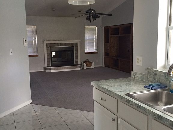 5th image of 675 Verbenia Dr