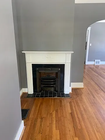 1440 Larchmont Ave #UPPER — Photo 4