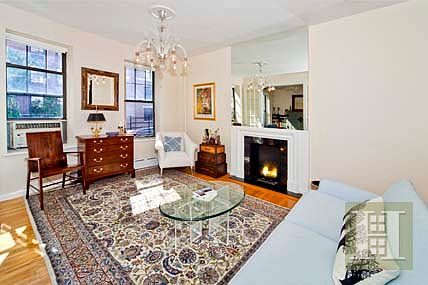 2nd image of 9 E 97th St APT 3D