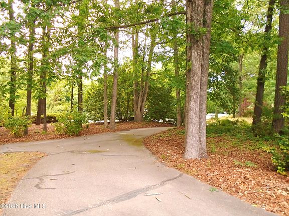 4th image of 200 Stonybrook Road