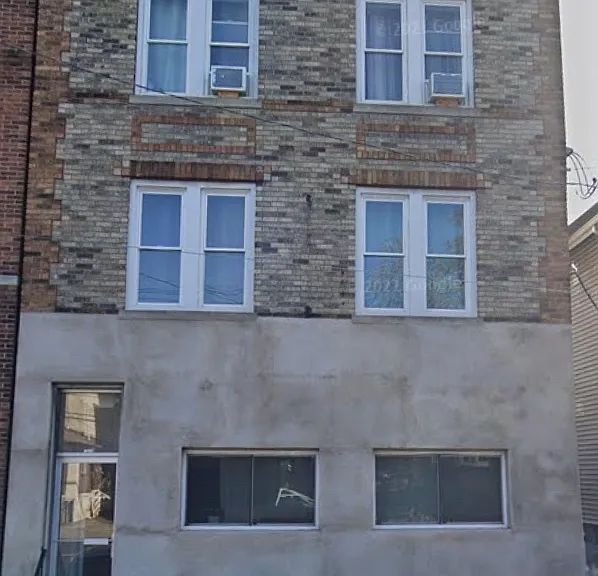 7628 John F Kennedy Blvd — Photo 10