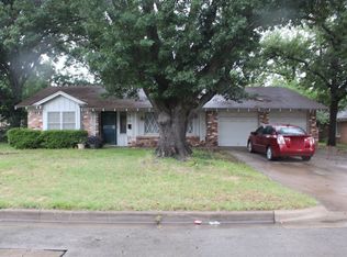 2604 Halbert St, Fort Worth, TX 76112