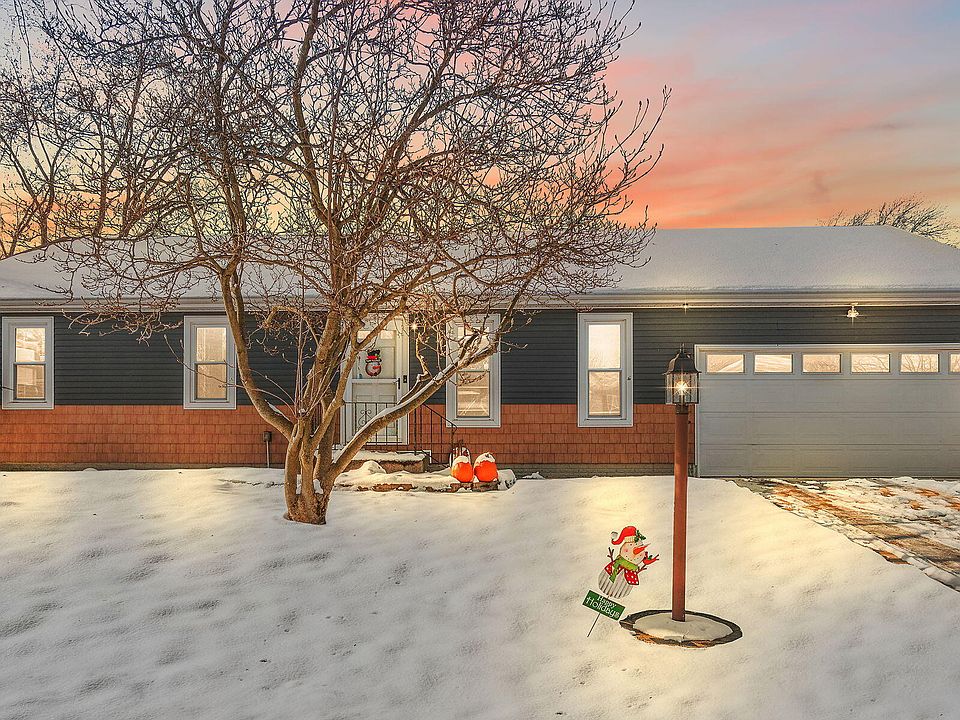 1st image of 1407 Peachtree Dr