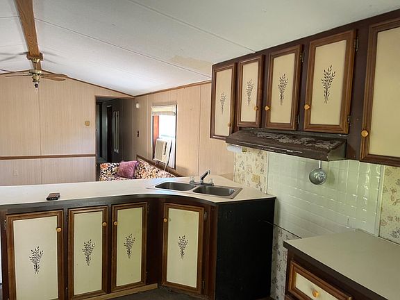 5th image of 12008 Aspen St Unit 288/9