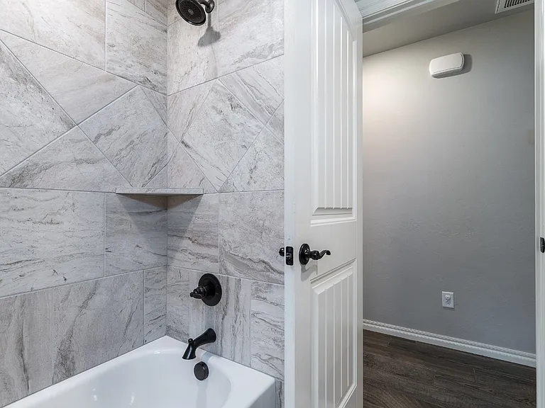 7832 Ashleaf Ter — Photo 21