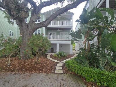 215 18th Ave, Indian Rocks Beach, FL, 33785