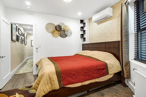 Sold by LG Fairmont Group | media 15