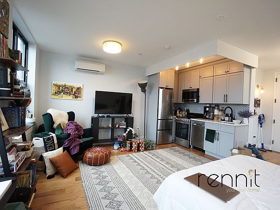 2nd image of 1160 Rogers Ave #5B