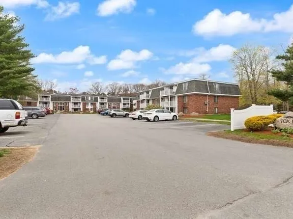 96 Main St APT E6, Foxboro, MA 02035