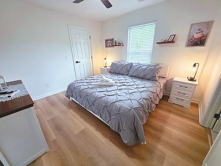 117 W Carter St — Photo 2