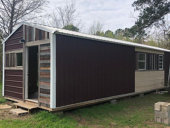 3rd image of 182 Cedar Shade Ln