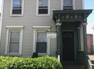 846 State St #1, New Haven, CT 06511